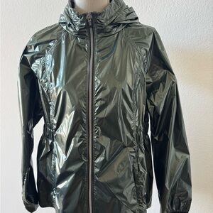 Calvin Klein Shiny Dark Green Puffer Jacket with Branded Zipper